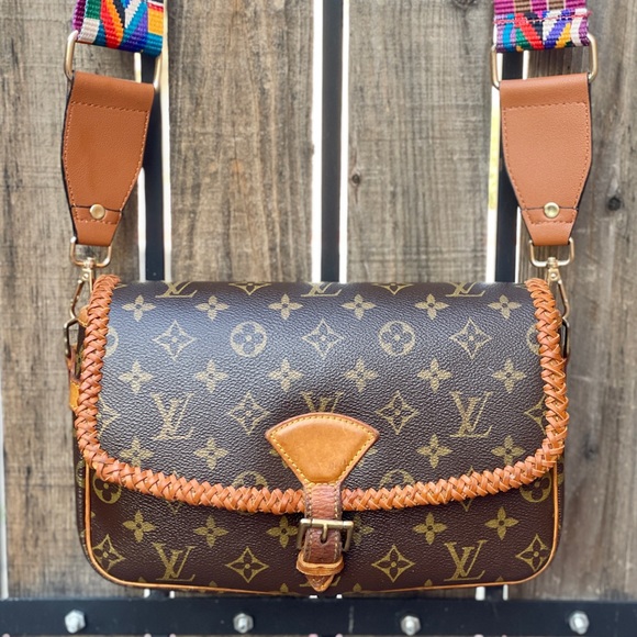 Louis Vuitton Handbags - 🦄Handmade Custom! 🦄LOUIS VUITTON Crossbody bag